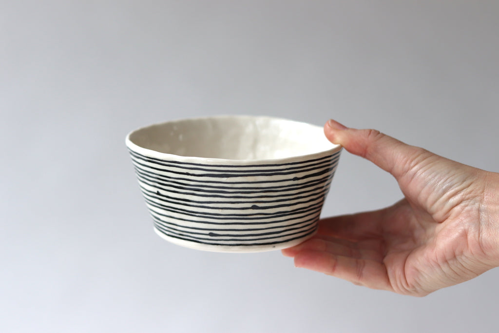 Everyday Pinched Bowl - Stripes