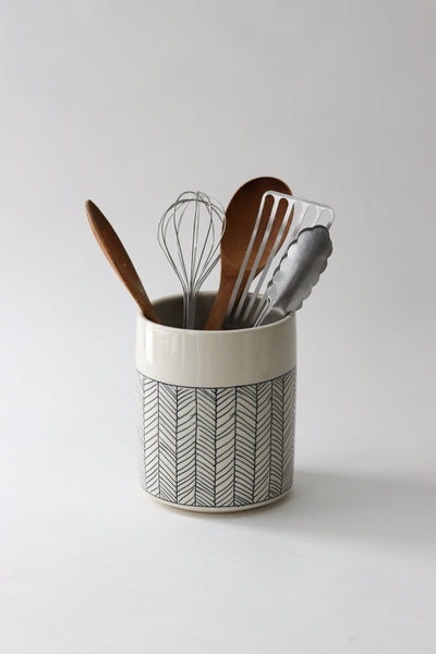 Herringbone Utensil Holder - White