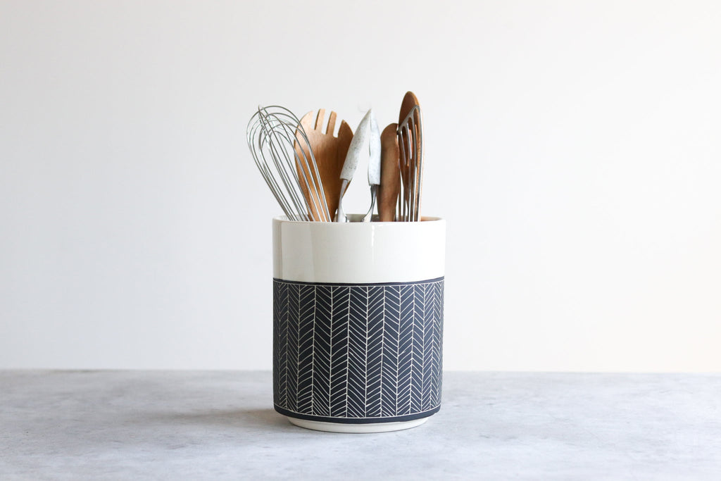 Herringbone Utensil Holder - Black - SECOND