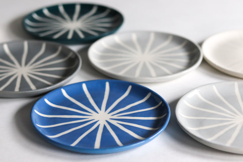 Small Burst Plate - Sky